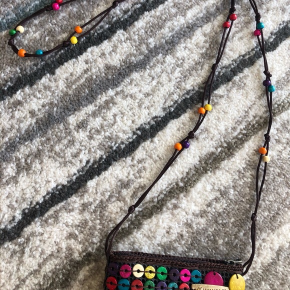 NWOT beaded “Jamaica” purse - Picture 3 of 6